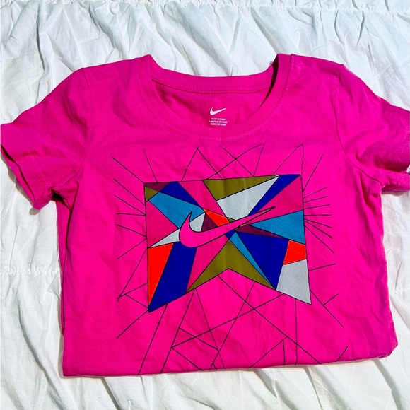 NWT Nike T-Shirt kids size L12-14 - Picture 1 of 3